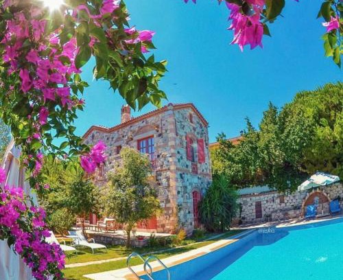 Alacati Hotel | Alacati Zeytin Konak Hotel