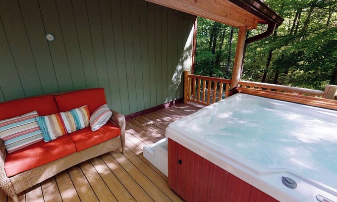 Nelsonville Cabin | Alaska Cabin - Seculded on 80 Acres