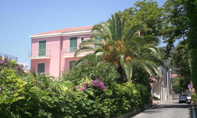 Borgio Verezzi Hotel | Albergo Calcagno