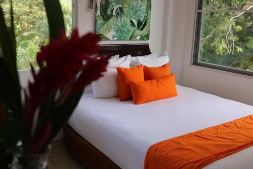 Panama City Hotel | Albrook Inn
