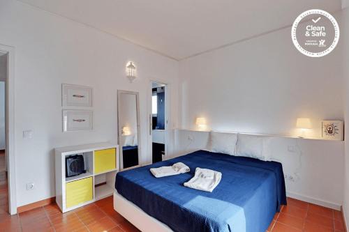 Areias de Sao Joao Apartment | Albufeira Central by Homing