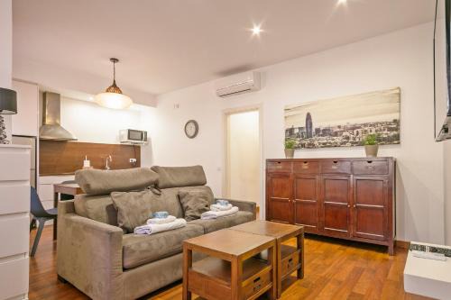 La Sagrada Familia Apartment | Alcam Enamorats