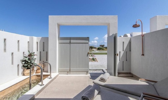 Skiros Hotel | ALERO Seaside Skyros Resort