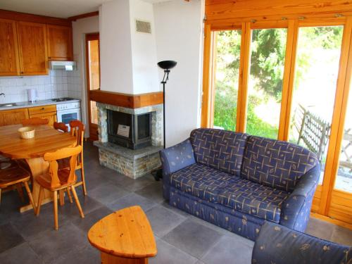 Les Mayens-de-Sion Apartment | Alluring apartment in Les Agettes