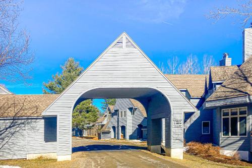 West Dover Apartment | Alpine Abode