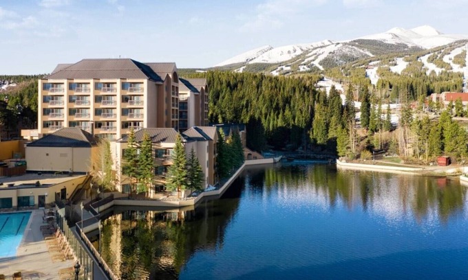 Peak 9 Resort | Alpine Getaway in the Heart of Breckenridge- Marriott's Mt. Valley Lodge- Studio