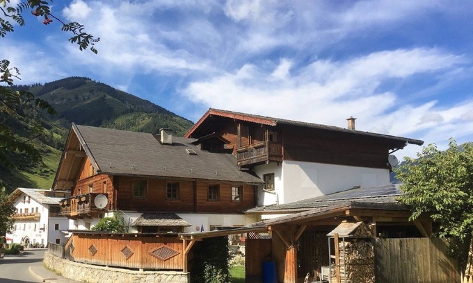 Woerth Apartment | Alpine Haven #HoheTauernNationalPark #Chalet #Rauris #Gastein #ZellamSee ππ₯¨πΏπ¦πΉβ€οΈπ¨βπ©βπ¦βπ¦