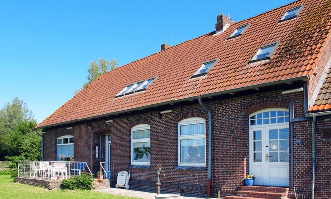 Wittmund Apartment | Alte Schule Berdum with 4 bedrooms and 3 bathrooms