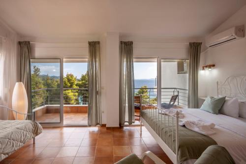 Sithonia House | Alterra Vita Homes By the Sea