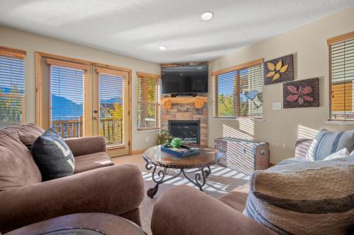 Eden House | Altitude Adjustment with Resort Amenities MH1312