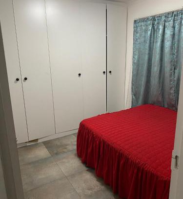 Kempton Park Apartment | AM'S place