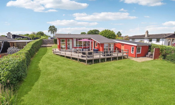 Flovt Strand House | Amazing home in Haderslev with WiFi