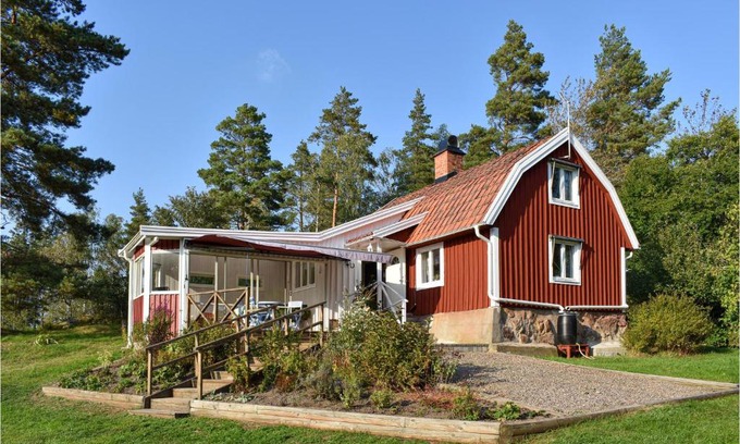Mjolby Municipality House | Amazing Home In Hagalundmjölby