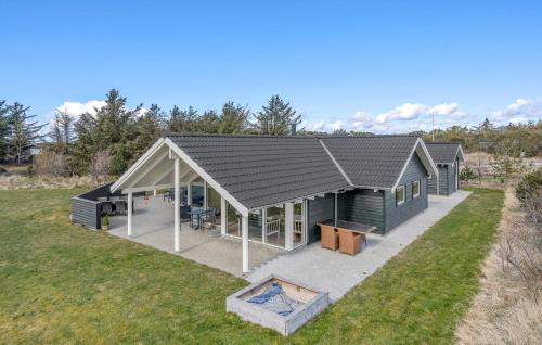 Grønhøj House | Amazing Home In Løkken With Sauna