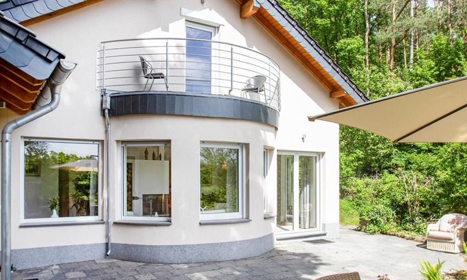 Nideggen House | Amazing home in Nideggen with WiFi