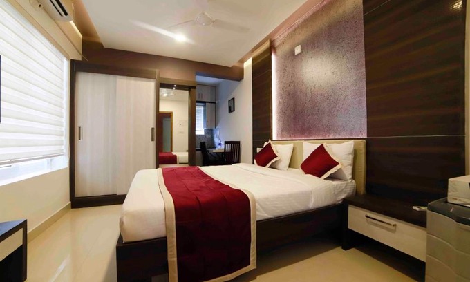 Guruvayur Hotel | Ambalath Maple Leaves Home