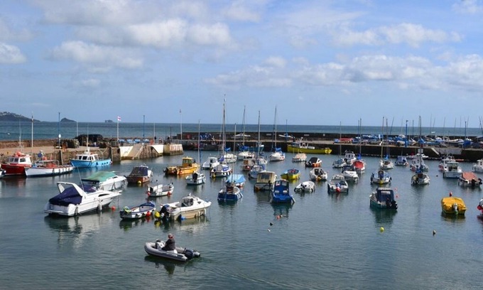 Paignton House | Ambassador Guest House