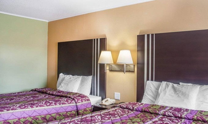Amherst Hotel | Amherst Inn & Suites