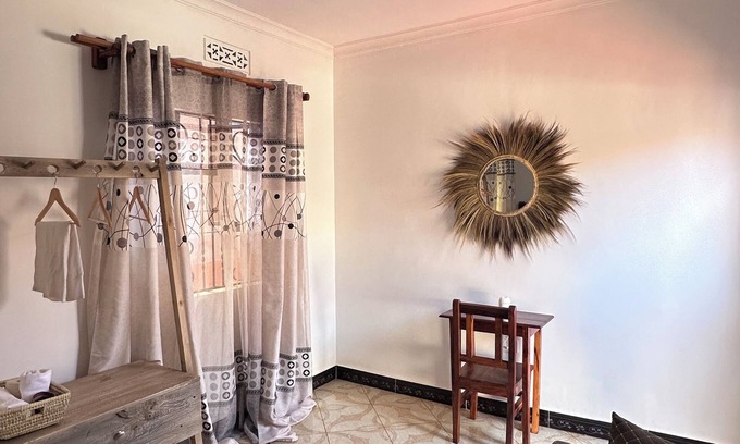 Karatu Bed & Breakfast | AMORA HOMESTAY