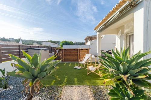Valverde House | Amora's Guest House