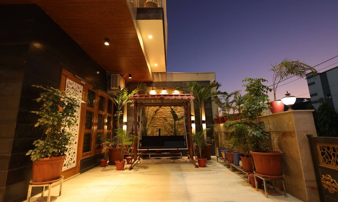 Shri Madhopur Hotel | Amritam Palace A Luxury AC Home Stay
