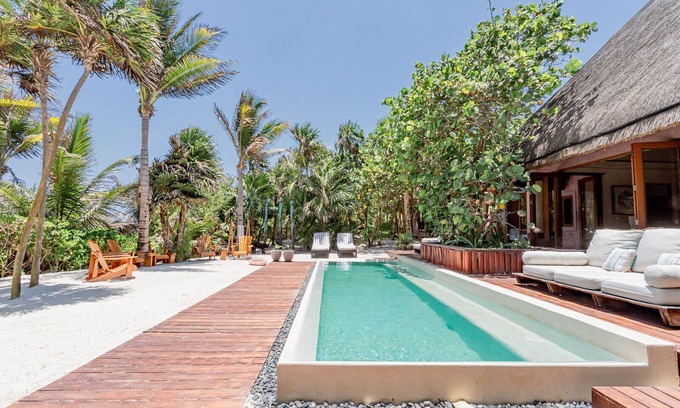 Chacchoben Villa | ANANA Casa Cantarena | Beachfront & Meals included