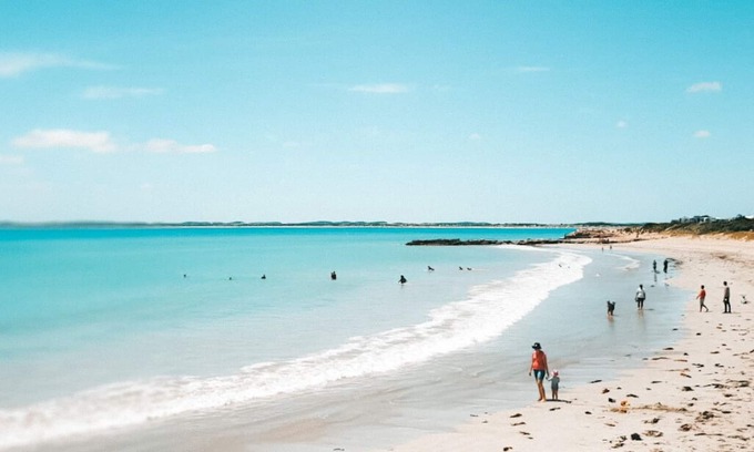 Waterhouse House | Anchored in Robe - Beach & Town 140m