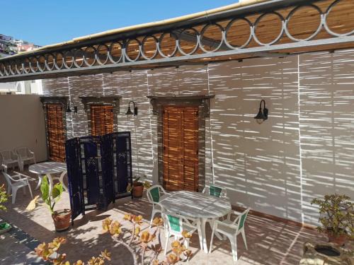 Canneto House | ANFORA Blu