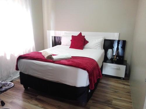 Coop House | Angel Guest House