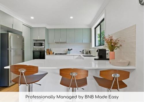 Bletchington House | Anson Abode - CBD Home, Modern Sophistication