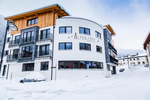 Sankt Anton am Arlberg Apartment | Anthony's Peaks & Pillows