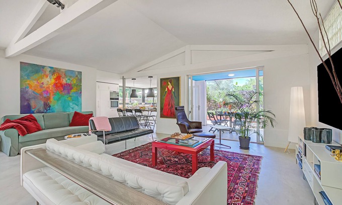 Antibes Villa | Antibes Loft Retreat, Juan les Pins, France