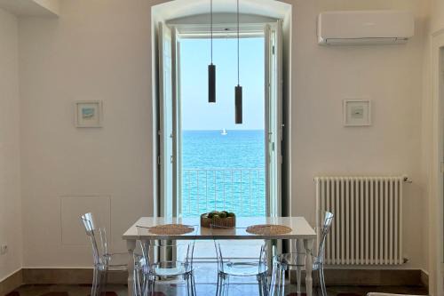 Molfetta Apartment | Antica Dimora sul Mare - Luxury Central Apartments - Molfetta