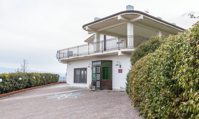 Benevento House | Antico Borgo Perrotta + Tripla