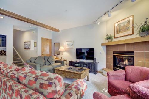 Four O'Clock House | Antlers B23 by Ski Country Resorts