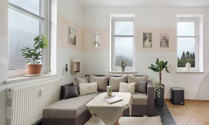 Dittmannsdorf Apartment | Apartment 'Fewo Zum Alten Bahnhof' with Wi-Fi