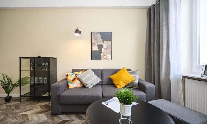 Wzgorze Swietego Maksymiliana Apartment | Apartament 110 w centrum Gdyni ProstyWynajem