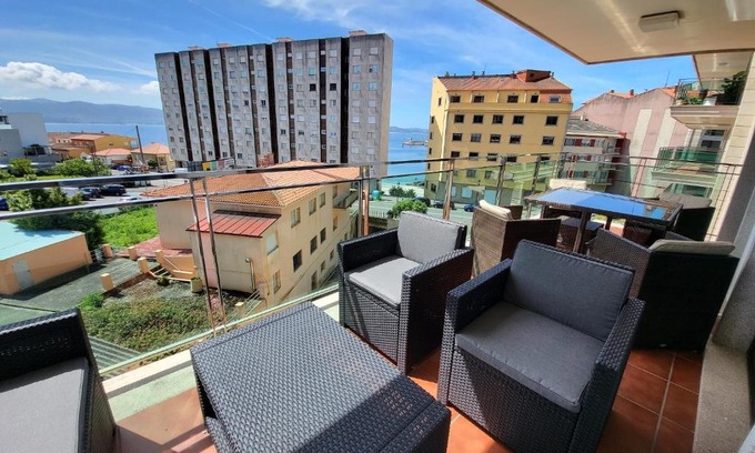 Sanxenxo Apartment | Apartamento Antopa con entrada directa a la playa - Karkava Travel