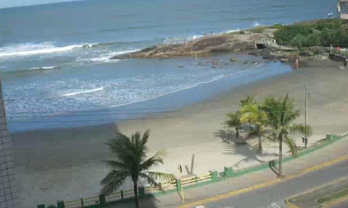 Praia dos Sonhos Apartment | APARTAMENTO, ATÉ 4 PESSOAS,20 Metros da PRAIA do SONHO, PÉ NA AREIA,100 MB WI-FI