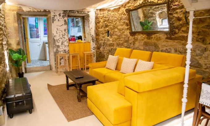 La Coruna Old Town Apartment | Apartamento Ciudad Vieja Coruña