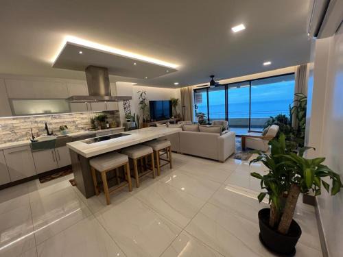 Manta Apartment | Apartamento de playa recién remodelado