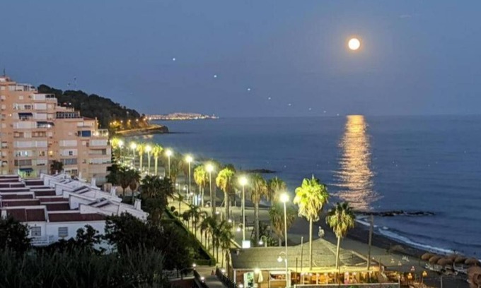 Mezquitilla Apartment | Apartamento en Algarrobo Costa con Vistas al Mar, Costa del sol