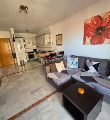 San Luis de Sabinillas Apartment | Apartamento Manilva con terraza y piscina