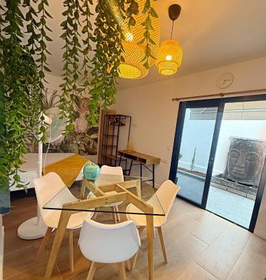 Candelaria Apartment | Apartamento muy cerca de playas ocio y restauración en Candelaria Tenerife