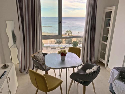 Raval Roig Apartment | Apartamento Postiguet