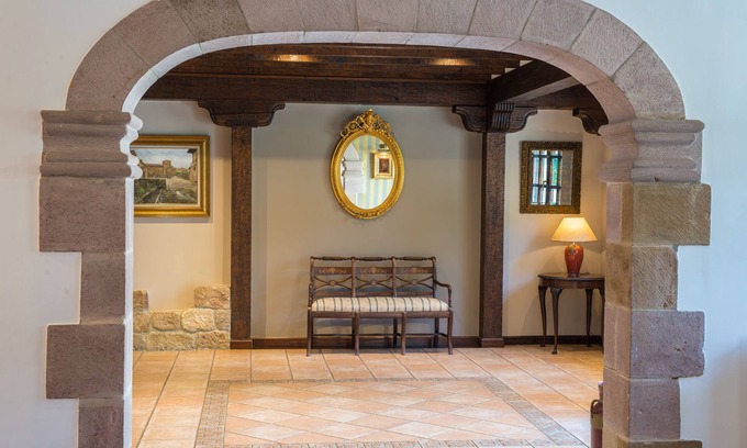 Santillana del Mar Apartment | Apartamentos Capriccio