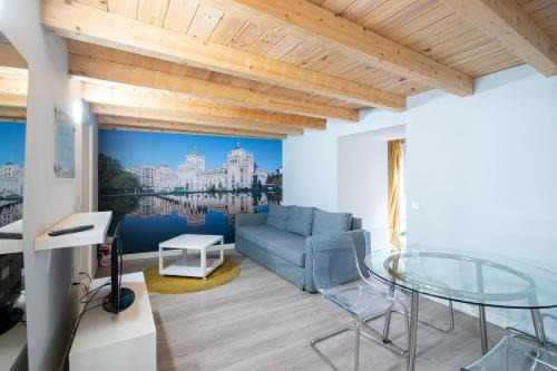 Valladolid City Centre Apartment | Apartamentos GO - Leopoldo Cano Center