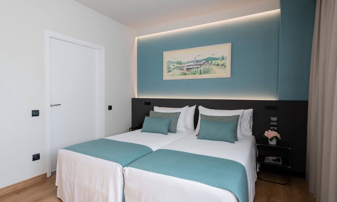 Les Corts Apartment | Aparthotel Atenea Barcelona