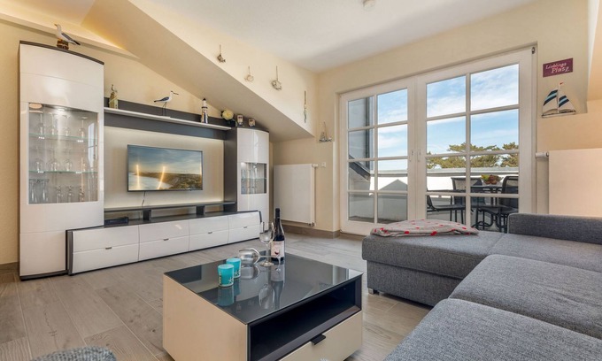 Binz Apartment | Aparthotel Ostsee apartment no. 17, 50 sqm, 1 bedroom, balcony, max. 4 persons