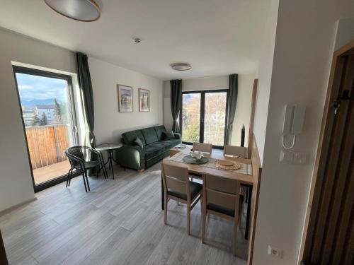 Besenova Apartment | Apartmán Bešeň 408